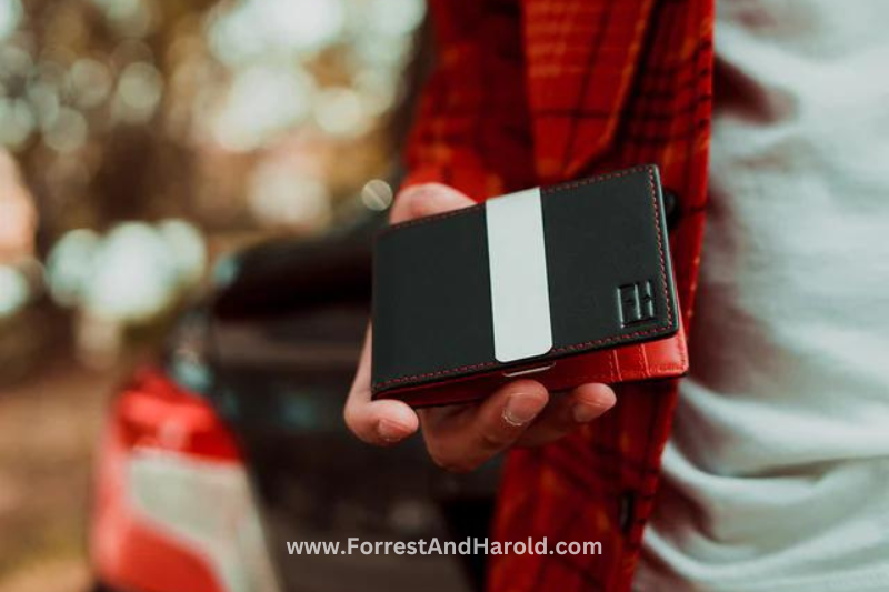 Discover premium wallets by Forrest and Harold: Stylish and minimalist accessories for men.