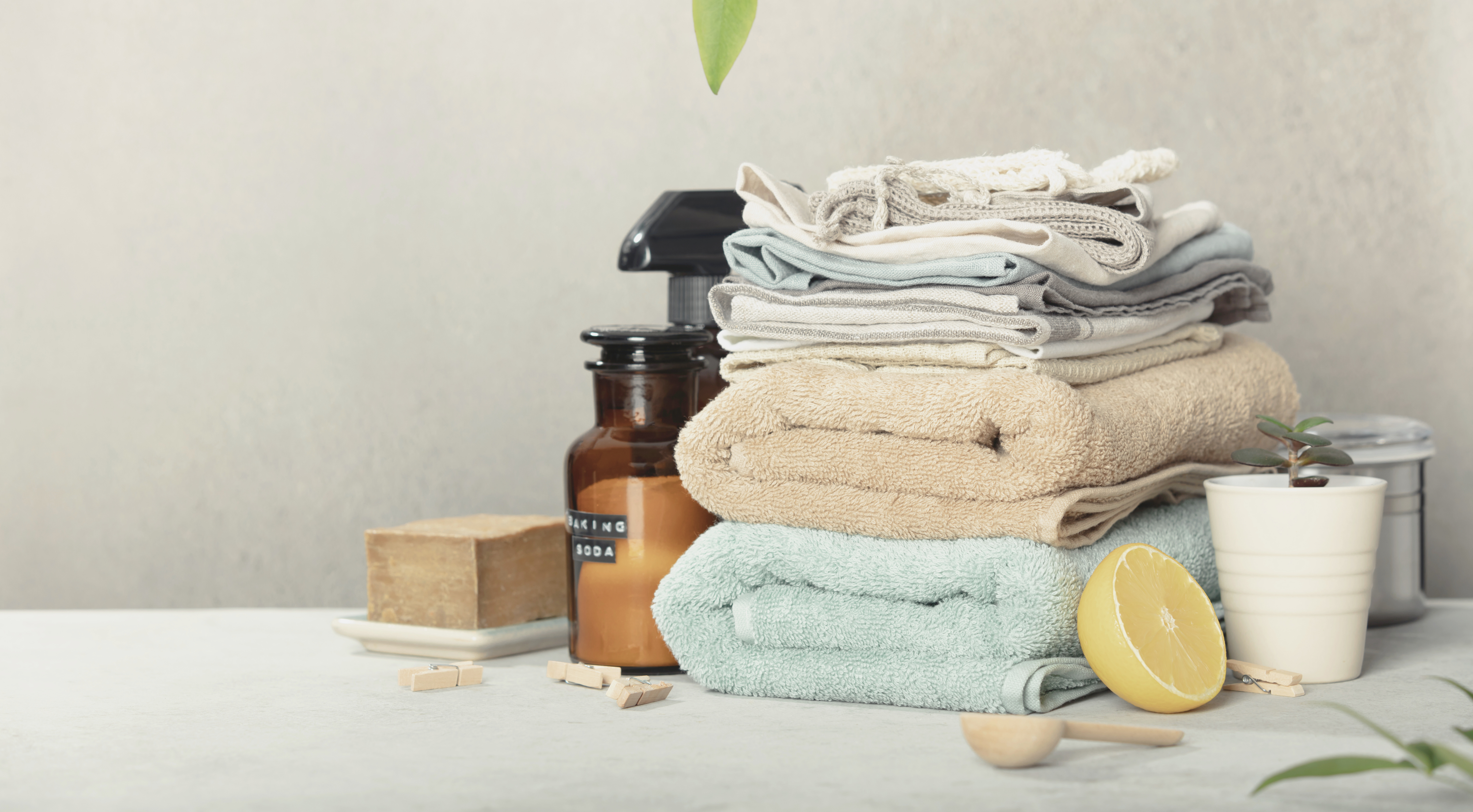 Discover the Best Essential Oils for Laundry and Fabric Care