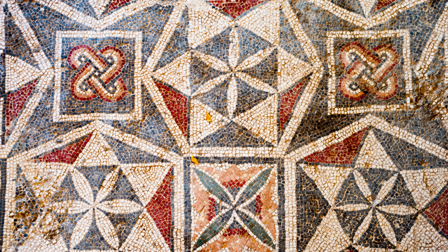 why did Romans use mosaics in decoration, roman baths, Hellenistic period