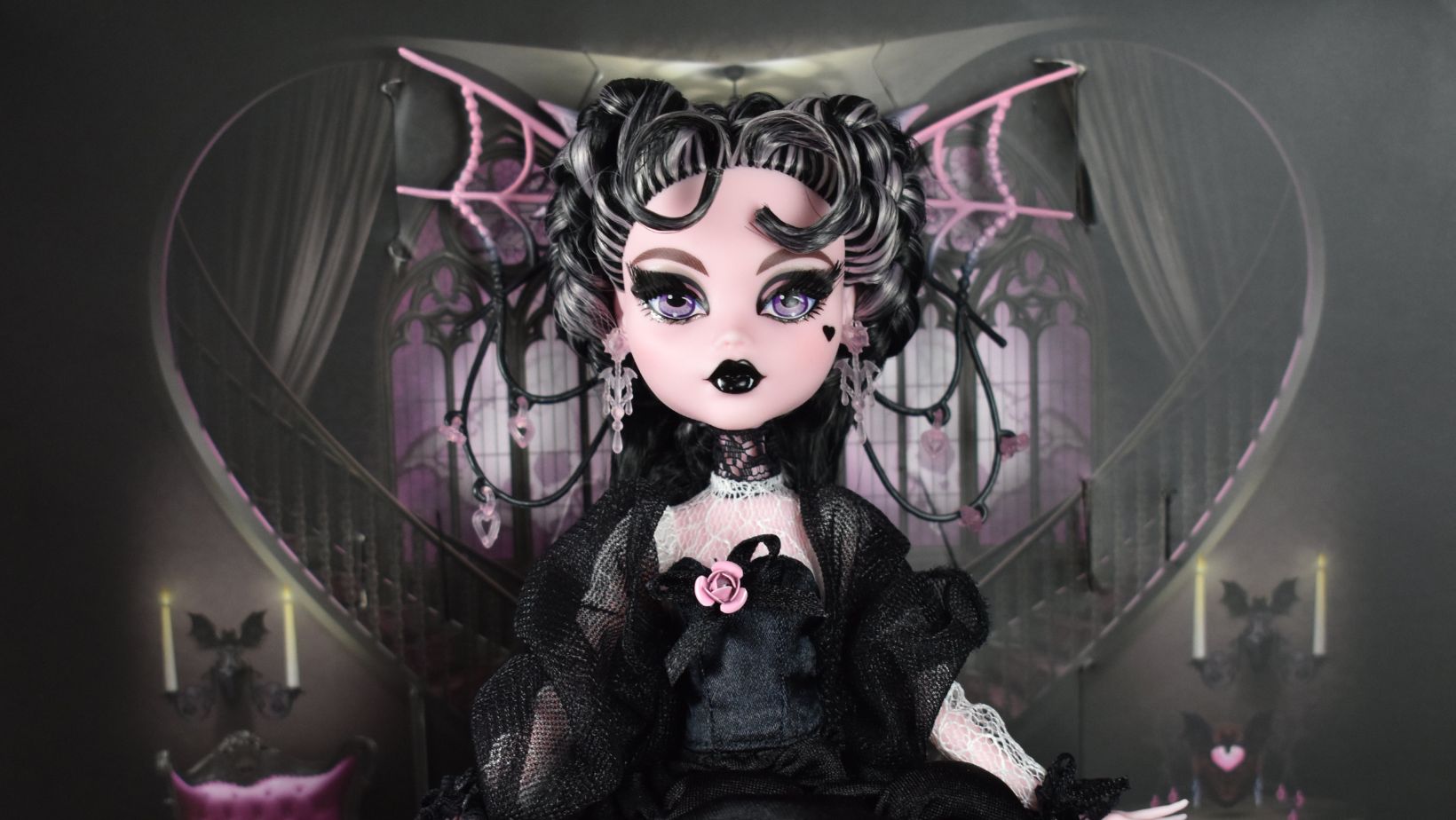 Monster High Draculaura Vampire Heart