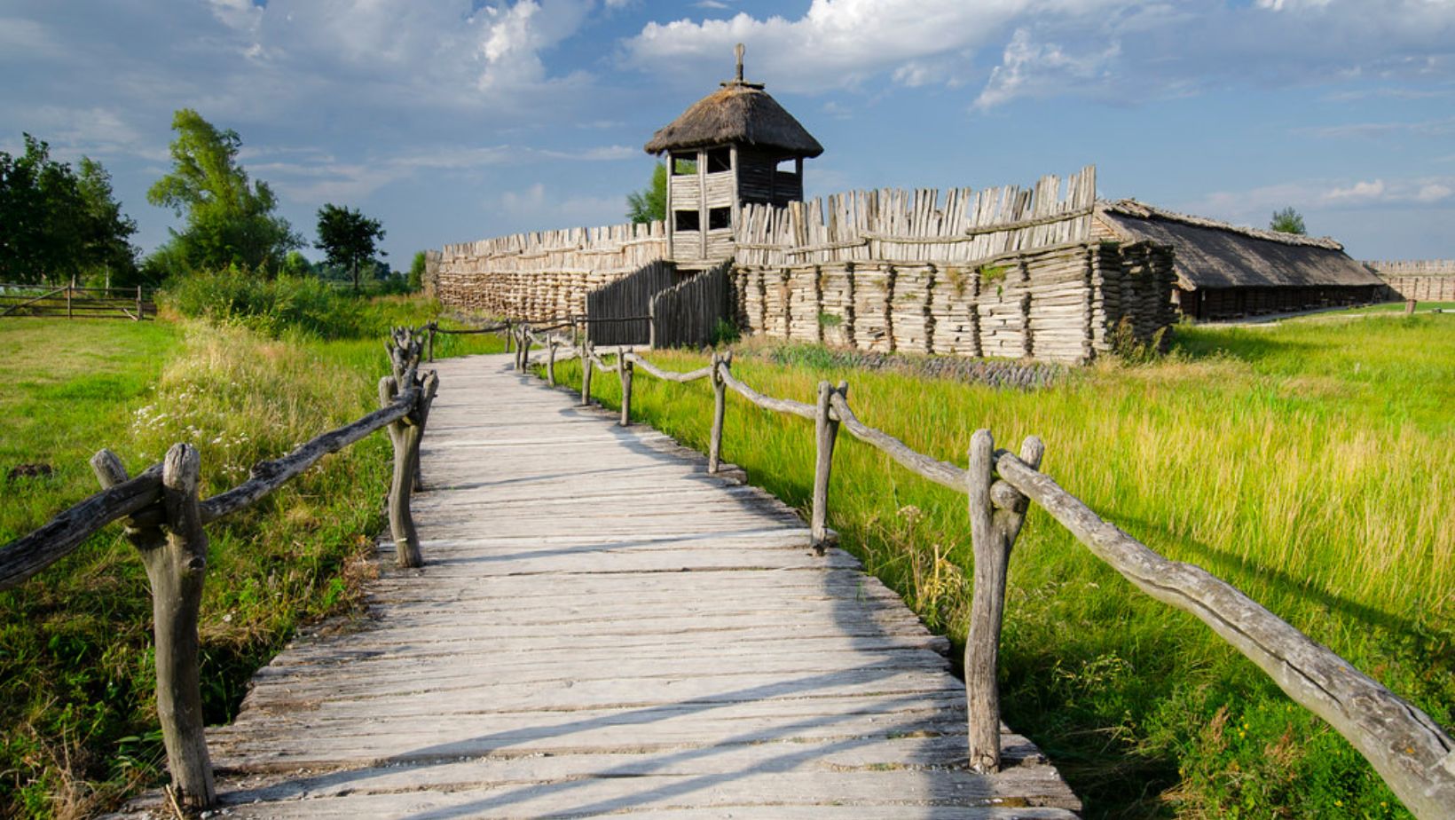 Lusatian Culture Fortified Settlements